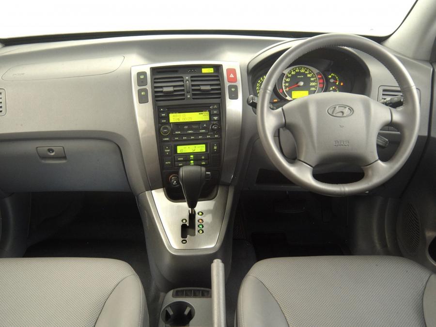  Hyundai Tucson 2004 года  (ZA) (фото 16 из 16)